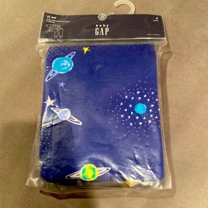 GAP galaxy pajamas NEW Sz 4 years